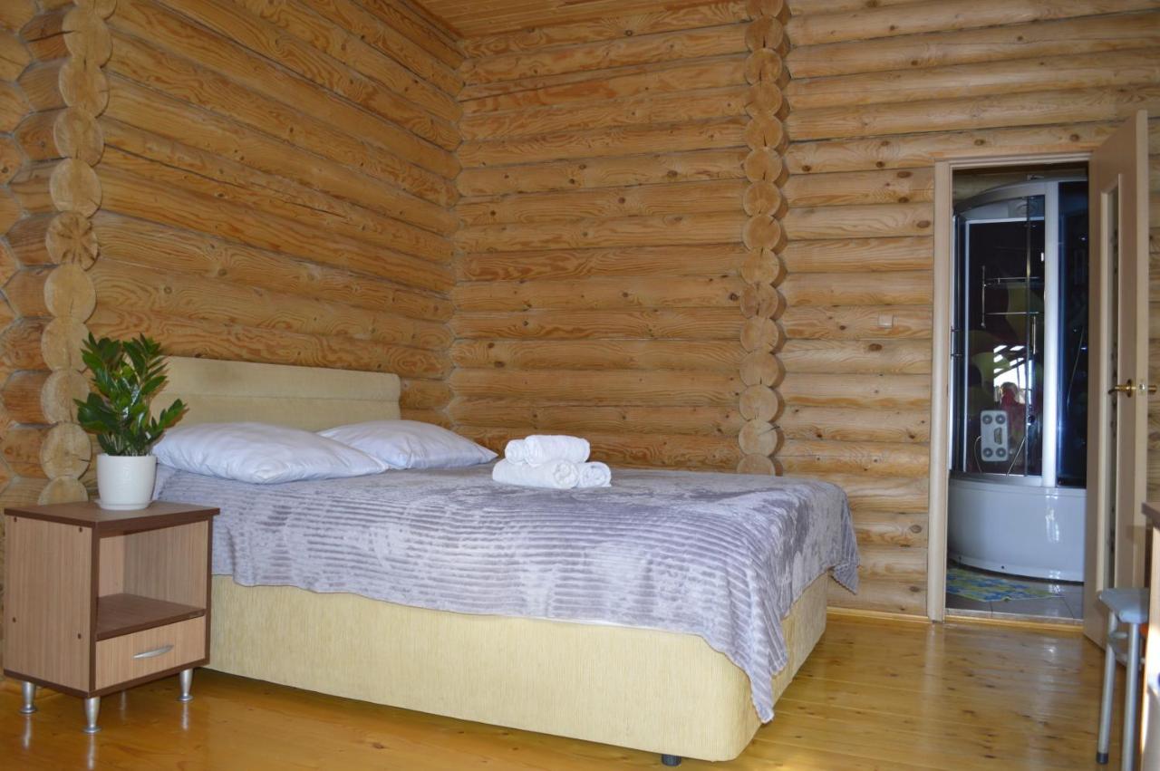 Абхазская Усадьба Hotel กากรา ภายนอก รูปภาพ